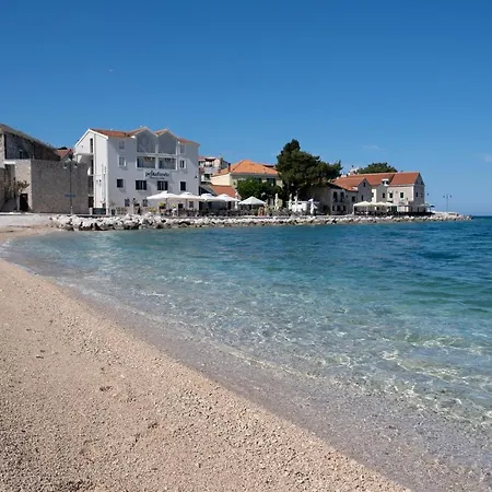 Primero Apartamento Primošten